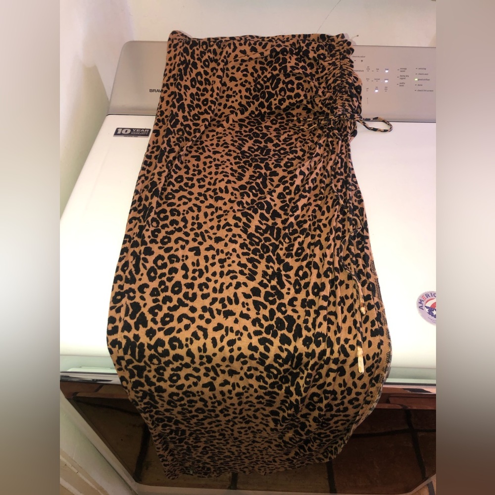 Guess Cheetah/ Leopard Print Maxi Skirt